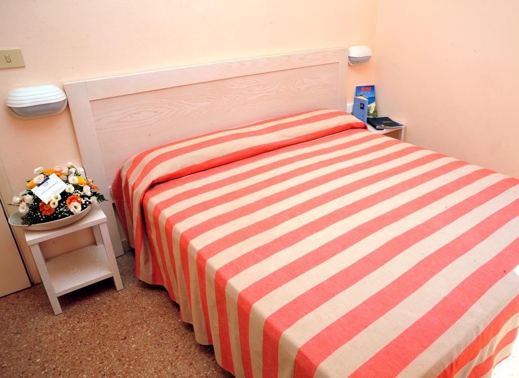 Frank'S Hotel Capoliveri  Ngoại thất bức ảnh